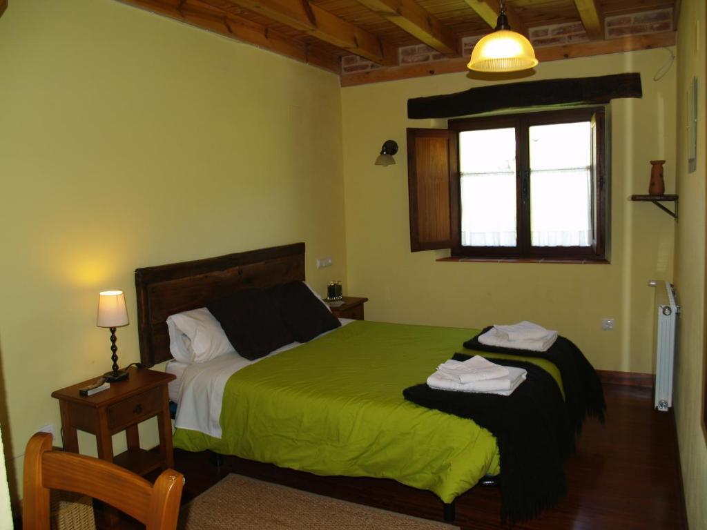 Hotel Rural Piedra Abierta San Martin de Perapertu Room photo